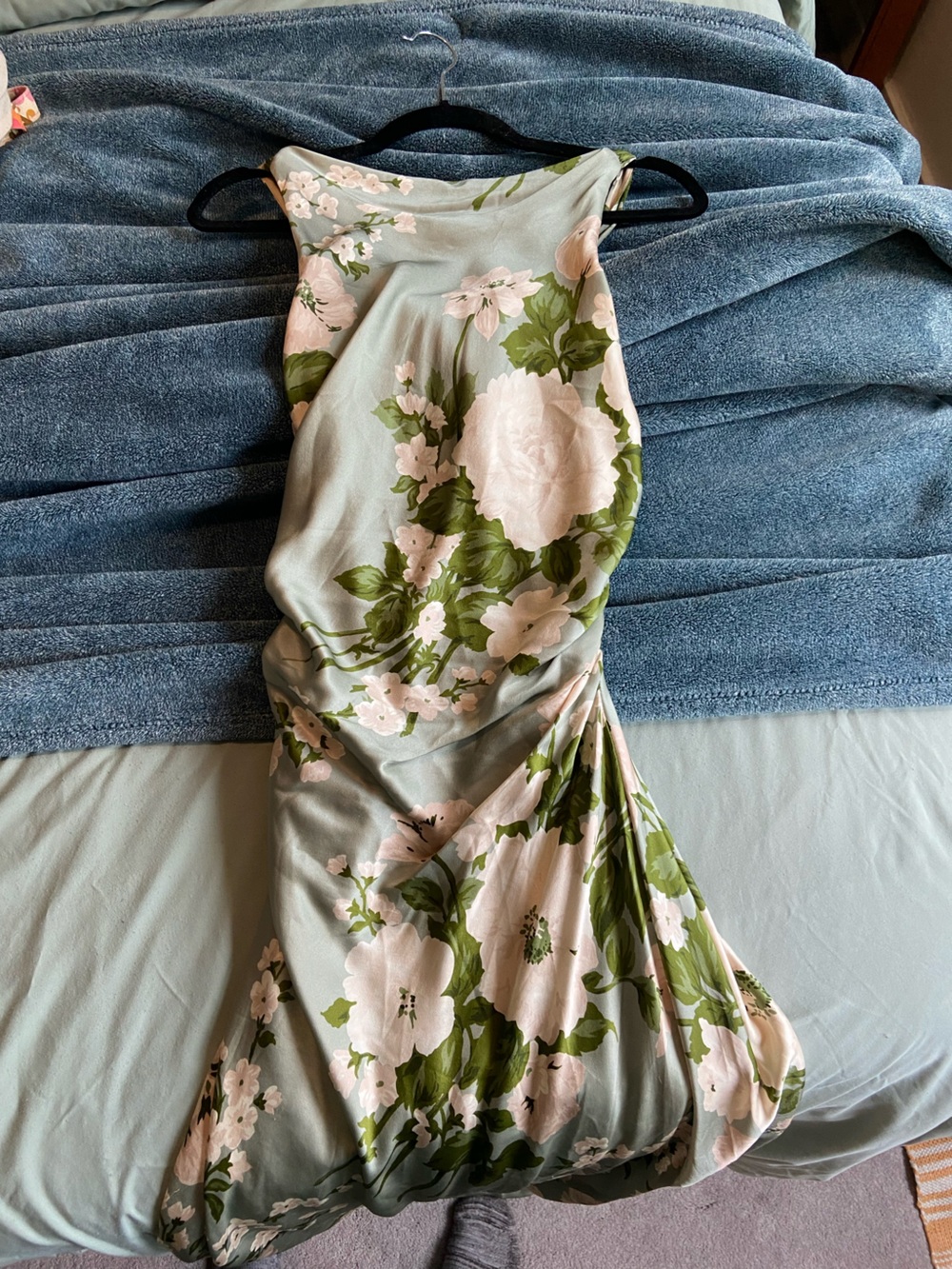 Reformation Anaiis Tarragon Silk Dress Size 8 - Picture 3 of 6